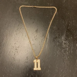 Orlando Arcia Chain Atlanta Braves Giveaway 7/23/24 SGA New - Picture 1 of 1