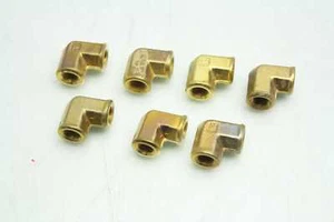 7 New Parker 2-2 FE-B CPI Female Elbows / 1/8" FNPT to 1/8" FNPT / Brass - Picture 1 of 3