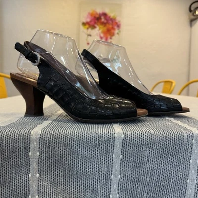 Naya Fandanga Black Woven Leather Slingback Peep Toe Pumps 2.5"Heels Size 9.5 - Image 1 of 4