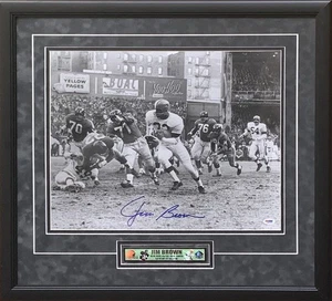 Jim Brown Browns B/W 16x20 Hand Signed Auto Commemorative w- Plaque - PSA - Picture 1 of 1