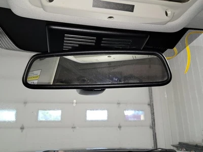 Used Front Center Interior Rear View Mirror fits: 2019 Land rover Discovery spor - Image 1 of 4