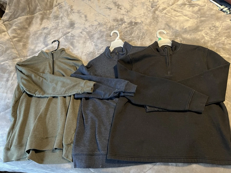 LOTE DE 3 suéteres George Quarter cremallera talla mediana para hombre negro, azul, verde” Foto 1 de 4