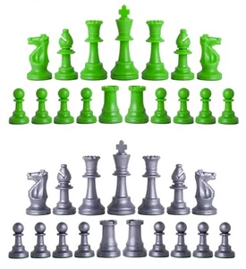 Piezas de ajedrez triple ponderadas Staunton - Juego de 34 verde neón y plata - 4 reinas - Imagen 1 de 3