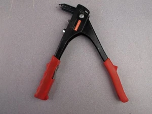 Craftsman 974729 Hand Rivet Gun Riveter - Picture 1 of 4