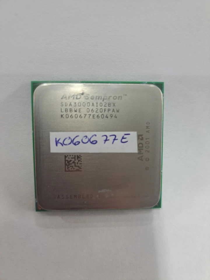 Procesador AMD Sempron 3000+  1,8 GHz (81) - Imagen 1 de 1