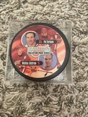 Detroit Red Wings Farmer Jack Puck Pat Verbeek 1999, Nicklas Lidstrom Foto 1 de 2