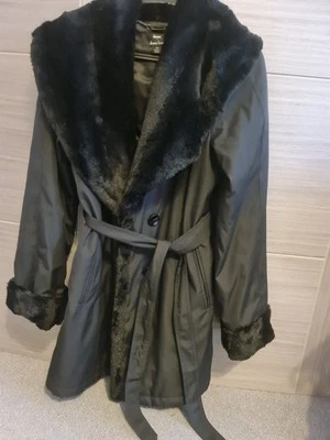 Dennis Basso Women's Shower Jacket Size  XS  - Image 1 of 4