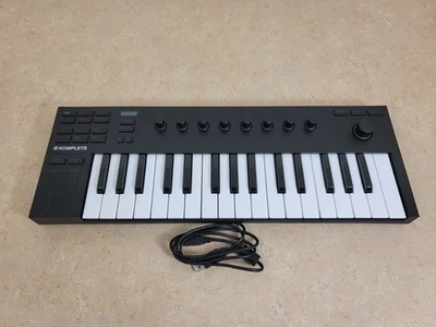 Native Instruments Komplete Kontrol M32 Midi Keyboard Controller - Image 1 of 4