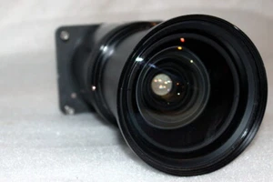 *Sanyo LNS-W31A*1,26-1,81:1 Objektiv Linse Christie PLC-XP100/XP200 Eiki LC-X85  - Bild 1 von 4