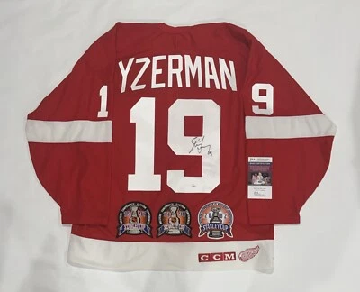 STEVE YZERMAN SIGNED DETROIT RED WINGS COMMEMORATIVE STANLEY CUP JERSEY JSA COA - Image 1 of 3
