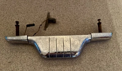 Lámpara oscilante de matrícula para camioneta Willys temprana OEM Foto 1 de 3