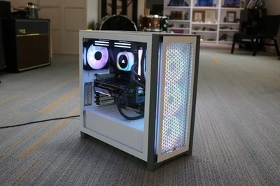 Custom PC i7 12700KF, RTX 3070, 32GB DDR4, 1TB NVMe + 4TB HDD Gaming Desktop - Image 1 of 4