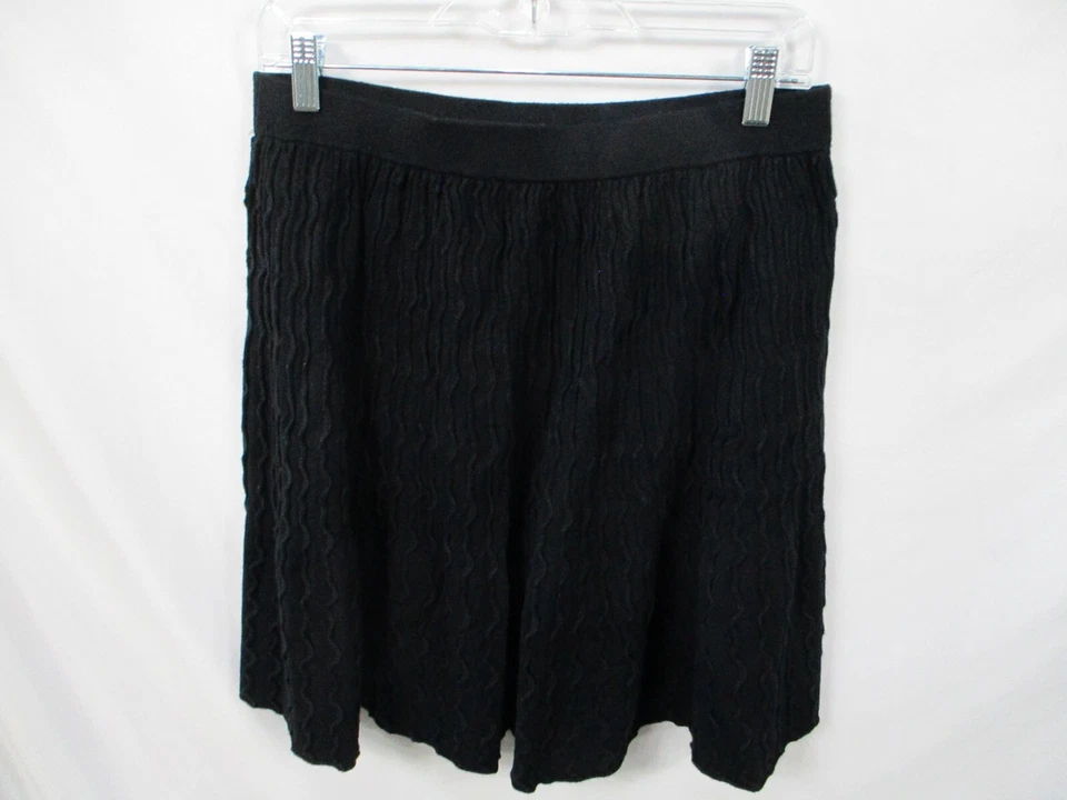 Falda para mujer Willi Smith mediana negra cintura elástica mezcla de lana hasta la rodilla suave Foto 1 de 4