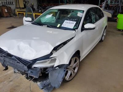 Conjunto de cremallera y piñón usado se adapta a: Volkswagen Jetta 2012 portaequipajes eléctrico y piñón Foto 1 de 4