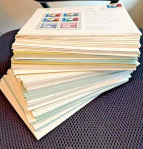 UN apprx 400 FDC on UN Souvenir Cards, 1970s, NY, Geneva & Vienna duplication - Picture 1 of 2
