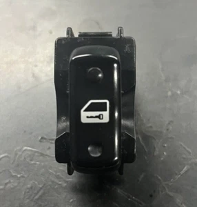1998-2005 Lexus GS300 Right Front Passenger Side Door Lock Control Switch Button - Foto 1 di 4