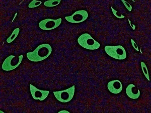 Halloween Glow in the Dark Eye Balls Throw Pillow Holiday Home Bedding Decor NEW - Picture 1 of 4
