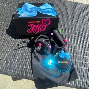 large black bow with colorful pompoms and enamel pin set (Jojo Siwa) new - Picture 1 of 1