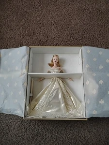 1998 Golden Anniversary Barbie Puppe ~ 50th Anniversary Toys R Us #20038 NRB 43 - Bild 1 von 8