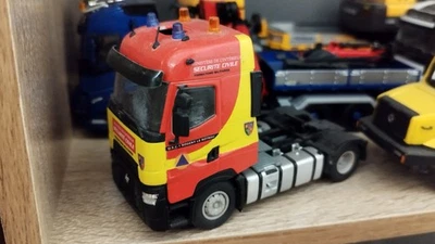 1/50 Tekno Renault Serie T Sécurité Civile - Immagine 1 di 2