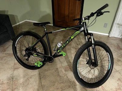29" Men's Schwinn Boundary Mountain Bike Black/green - Image 1 of 4
