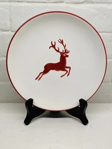 Gmunder Keramik Wine Red Bordeaux Reindeer Stag Xmas 7.6” Coupe Dessert Plate - Picture 1 of 6
