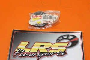 YAMAHA OIL SEAL NOS 2VM-23145-L0 - Picture 1 of 4