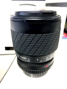 Vintage SIGMA 70-210mm F4-5.6 UC M-MF - Made in Japan-New Old Stock - Picture 1 of 2