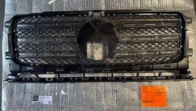 2019 2023 MERCEDES BENZ G550 G WAGON FRONT GRILLE GRILL A4638880400 OEM NEW - Image 1 of 4
