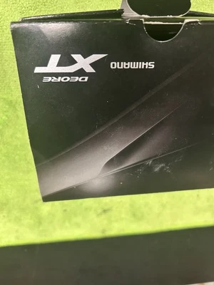 NOS SHIMANO DEORE XT FD-M786-D DIRECT ATTACHMENT DYNA-Sys FRONT DERAILLEUR  - Image 1 of 4