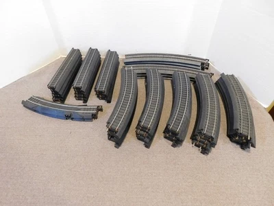 Lot Of 49 Pieces Life Like Power Lock HO Scale Train Track - Image 1 of 4