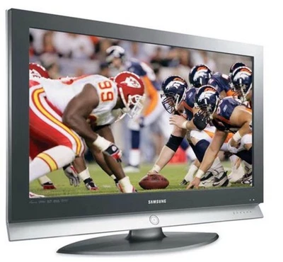 Samsung 32” TV LNR329D Local Pickup Miami, FL - Image 1 of 2