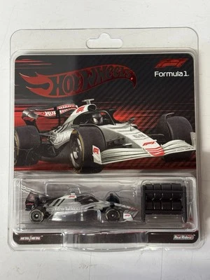 Hot Wheels 2025 Formula One #JGN95 Collectors Real Riders - Image 1 of 2
