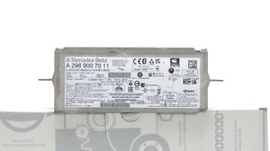 Mercedes-Benz Genuine NTG7 High ASN M607 Headunit (PN: A2969007011) - Picture 1 of 2