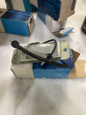 NOS 1969 FORD GALAXIE XL 500 TAG BRACKET LIGHT - Image 1 of 2