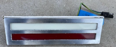 LINCOLN CONTINENTAL MARK III LOWER DOOR COURTESY LAMP LIGHT LEFT SIDE 1968-1971 - Image 1 of 4