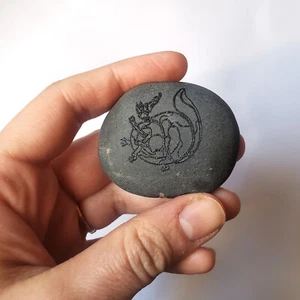 Celtic Fox Engraved Worry Stone, Free Personalization, Custom Pocket Stone - Picture 1 of 5