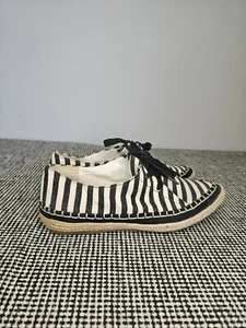 Clarks Coral Love Striped Canvas Espadrilles Lace-up Shoes Nautical Size 4 D UK - Picture 1 of 7
