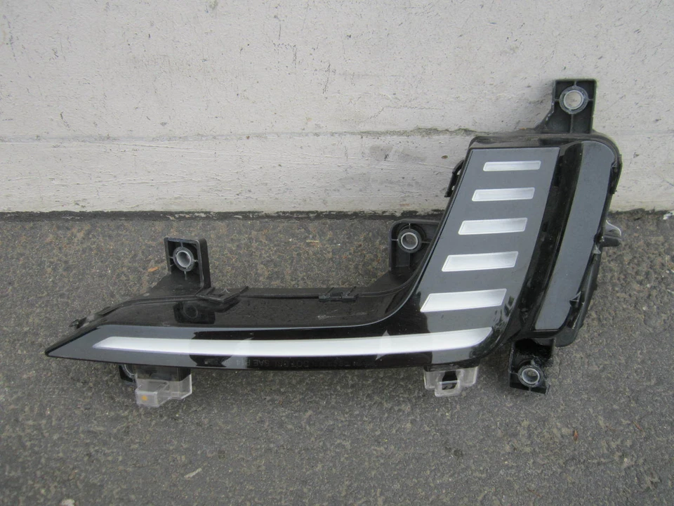 Luz antiniebla diurna delantera derecha OEM para Audi A3 e-Tron 2017 2018 em108268 Foto 1 de 4