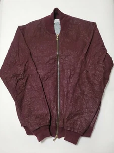 Chaqueta Bombardero John Elliott Temporada 8 Vino de Borgoña Talla 2 - Imagen 1 de 12