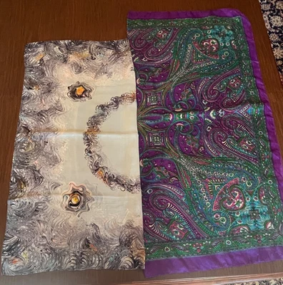 Lote de 2 bufandas cuadradas grandes de seda pura. Paisley India gris mármol, púrpura Foto 1 de 4