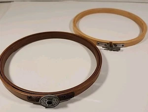 Antique Vtg 6" QUEEN Wood Embroidery Hoop Tension Wheel Dial Felt Lined USA - Picture 1 of 23