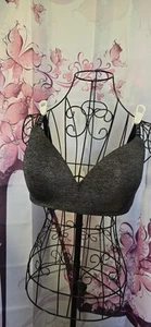 Sujetador Victorias Secret 38D Nuevo con Etiquetas Negro Gris Acolchado Sin Alambres - Imagen 1 de 12
