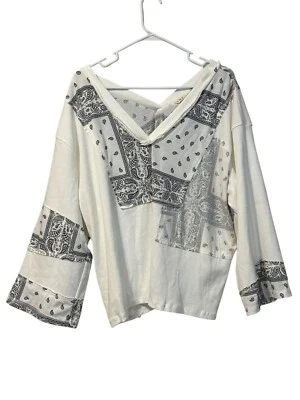 POL Anthropologie Size Large Oversized Relaxed Fit Knit Paisley V Neck Sweater - Image 1 of 4