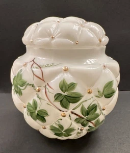 Konsolidiertes gestepptes Milchglas mit Deckel 6,5" Antik Vintage kostenloser Versand - Bild 1 von 10