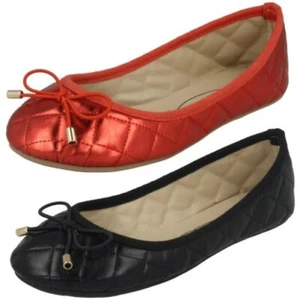 Ragazze Spot On Piatto Trapuntato Ballerine - Picture 1 of 19