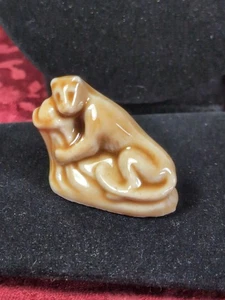 Vintage Wade England Solid Porcelain Florida Panther Red Rose Tea Collection - Picture 1 of 7