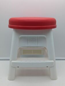 Step2 Kids Plastic Stool Red & White 11” Tall Vintage Made In The U.S.A