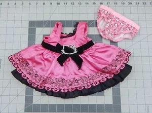 Build A Bear Workshop BABW Hello Kitty 35 Aniversario Rosa Satinado Vestido Bragas - Imagen 1 de 14