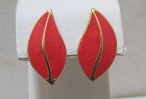 Vintage Lipstick Red Enamel Gold Tone Divided Curved LEAF Earrings Post 1" - Picture 1 of 12